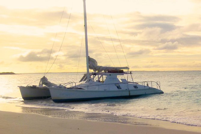 2 Hour Champagne Sunset Cruise from Grace Bay, Providenciales (Adult Only) - What the $121.53 price really covers