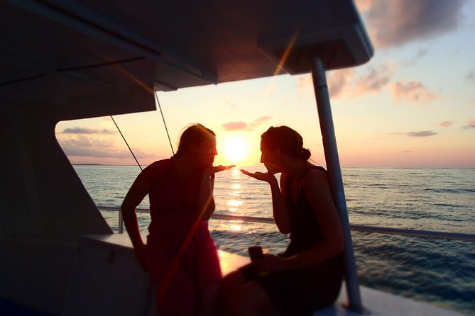 2 Hour Champagne Sunset Cruise from Grace Bay, Providenciales (Adult Only) - Practical tips for a smoother evening