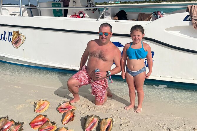 6HR-Provo Cays exploration with Lunch in Gracebay - The beach barbecue and drinks