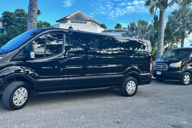 Affordable Group Airport Transfer (Round Trip) - The 15-minute ride to your hotel