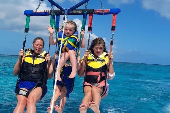Capt Marvin Watersports / Parasail - Public Tour - How the crew shapes the experience