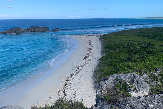 Discovery Tour and Treasure Hunt ( North and Middle Caicos) - Conch Bar Caves: fascinating and physically demanding