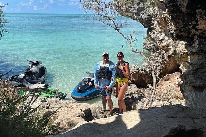 FAMOUS SHIPWRECK, Tiki Bar & Iguana Island Private Jet Ski Tour - Family fit and riding ability