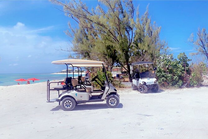 Fun day at Private Beach Bar&Grill/Grand Turk - The Guided Kayak Tour for Friends and Family