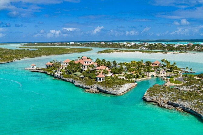 Jet Ski Adventure to Split Rock, Pirates Cove, Iguana Bay Cay - Split Rock and the stories of Pirate’s Cove