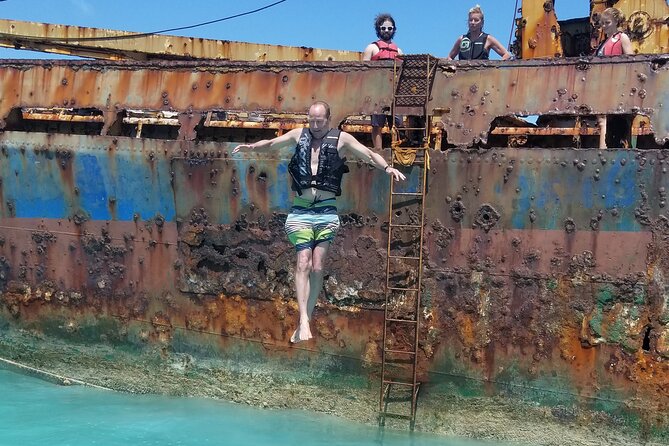 Jet Ski Shipwreck and Private Island Excursion - What the guide adds to the outing