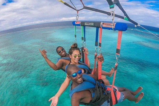 Key to the Sea Parasailing- Private Charter - The crew: calm hands and a friendly tone