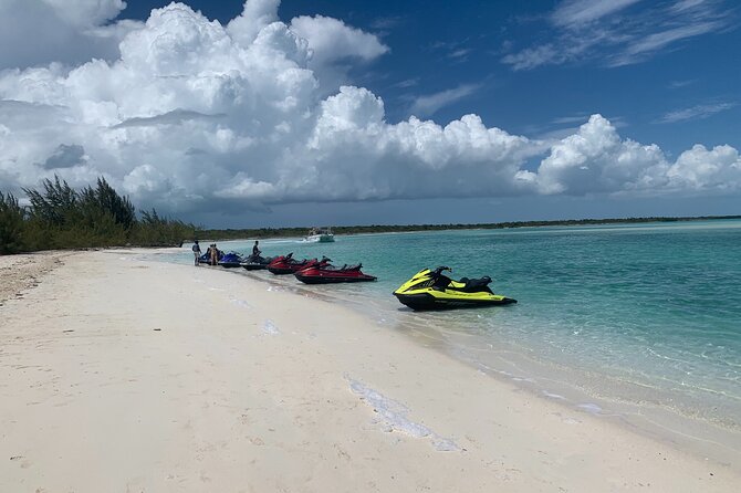Lunch Seafari to pristine cays, shipwreck and lunch at TIKI BAR - Quick take: what makes this sea safari worthwhile
