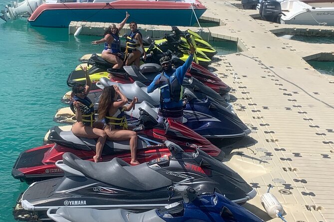 Lunch Seafari to pristine cays, shipwreck and lunch at TIKI BAR - How the timing affects your day