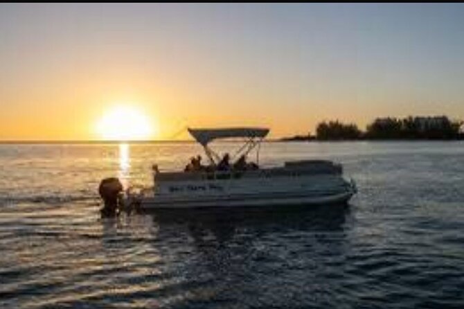 Private 2Hour Champagne Scenic Sunset cruise - Cruising the full sweep of Grace Bay Beach