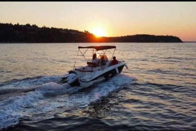 Private 2Hour Champagne Scenic Sunset cruise - Starting through the Leeward scenic canals