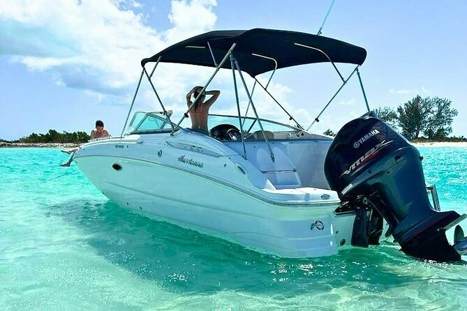 Private Boat Tour with Snorkeling, Island Hopping, and Noahs Ark - Grace Bay Beach for snorkeling and sand