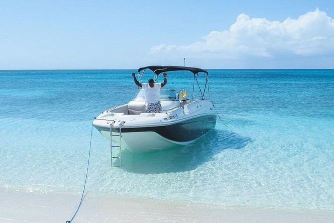 Private Boat Tours to outer islands, snacks drinks- snorkel- cruise! - Cruising Across Grace Bay
