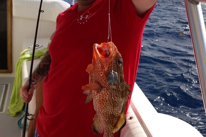 Private Bottom Fishing Charter 1/2 day morning on "Shady Grady" - The boat’s comfort, power, and practical extras