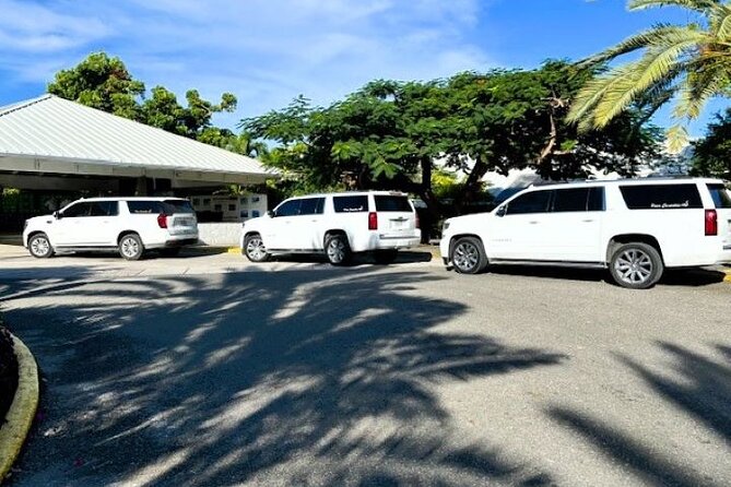 Private Luxury SUV Airport Transfer (Round-Trip) - A cool, private welcome at Providenciales Airport