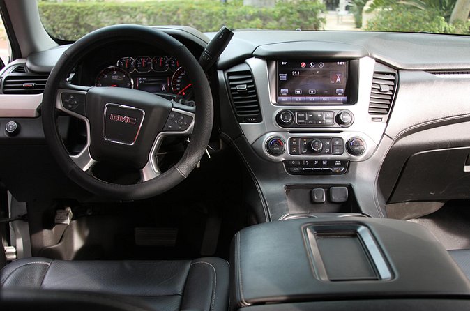 Private Luxury SUV Airport Transfer (Round-Trip) - The return trip needs one important phone call