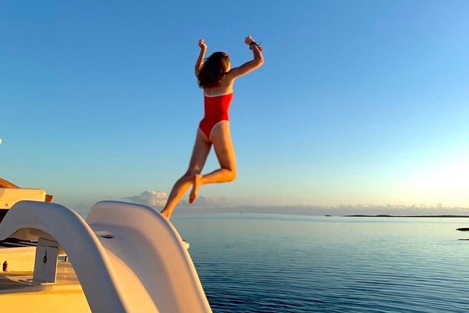 Private Sunset Cruise in Grace Bay - A Grace Bay afternoon that turns into evening