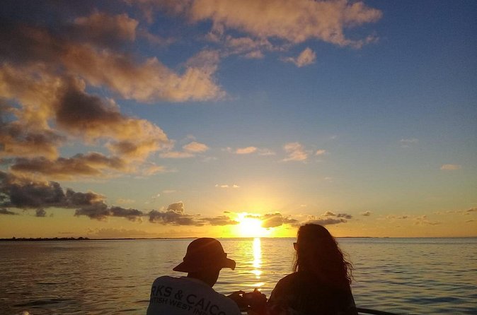 Private Sunset Cruise in Grace Bay - Timing, meeting point, and small practical details