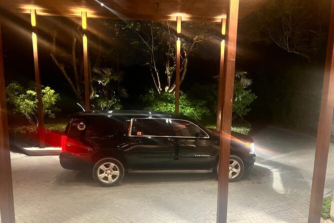 Providenciales Airport Private Transfer (Round trip) - A practical choice for families and small groups