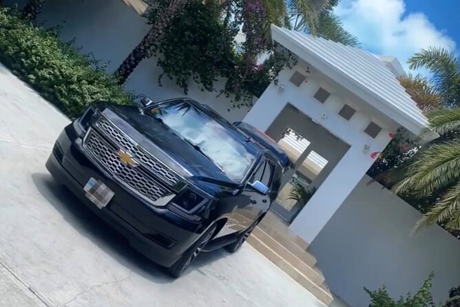 Turks and Caicos Private SUV And VIP Airport Transportation - Communication and Driver Quality